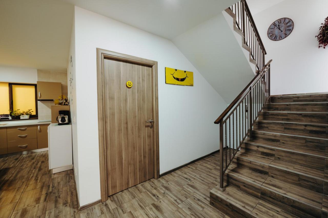 Pensiunea Smiley Turda Esterno foto